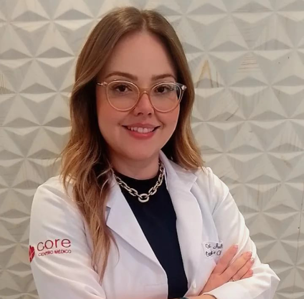 Dra. Júlia Beluco Ferreira 