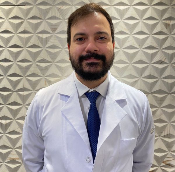 Dr. Lucas Poletti