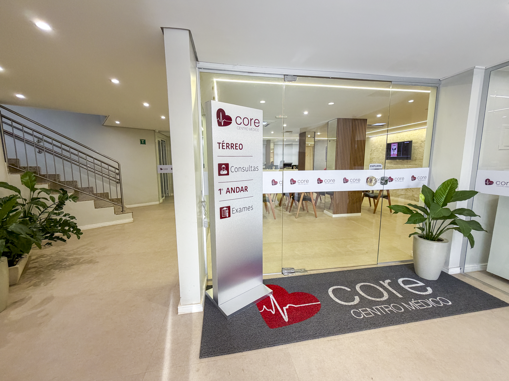 Entrada Core Centro M&eacute;dico